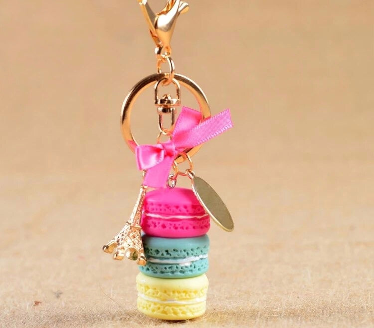 Macarons - Schlüsselanhänger mit Eiffelturm Gold/Hotpink